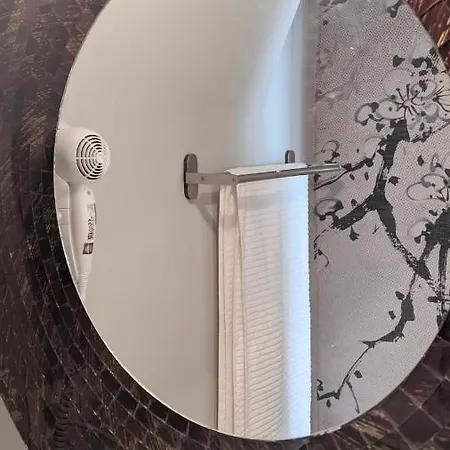 Iconica Πανσιόν 3*